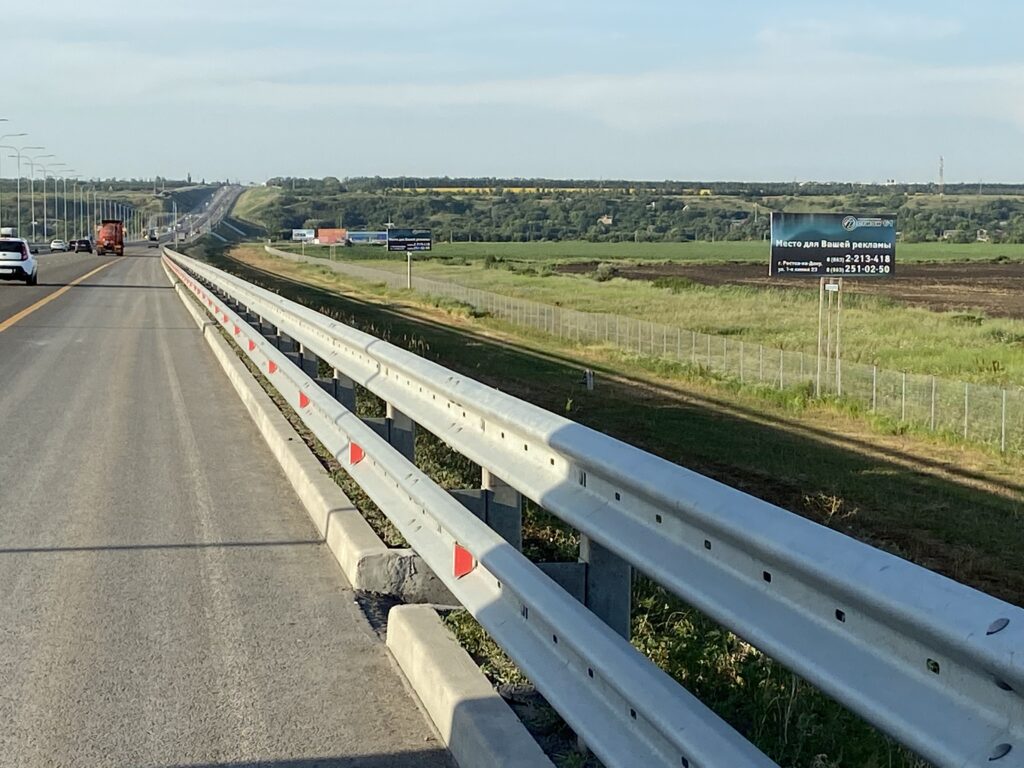 Автомагистраль М4-Дон км 1032+400 м справа по ходу км Автомагистраль М4-Дон км 1032+400 м справа по ходу км